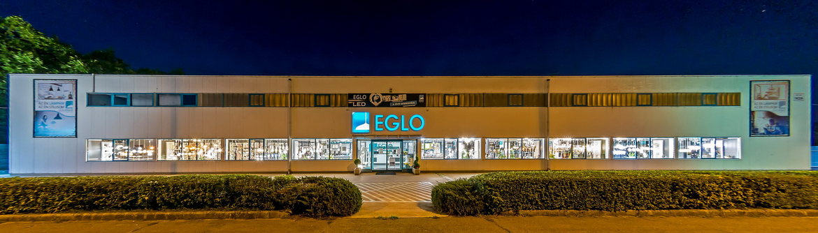 EGLO Bemutatóterem és Lámpaszalon Dunakeszi éjjel